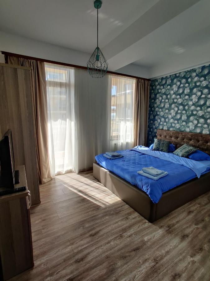 Summerland Beach&Sun Apartments 마마이아 외부 사진